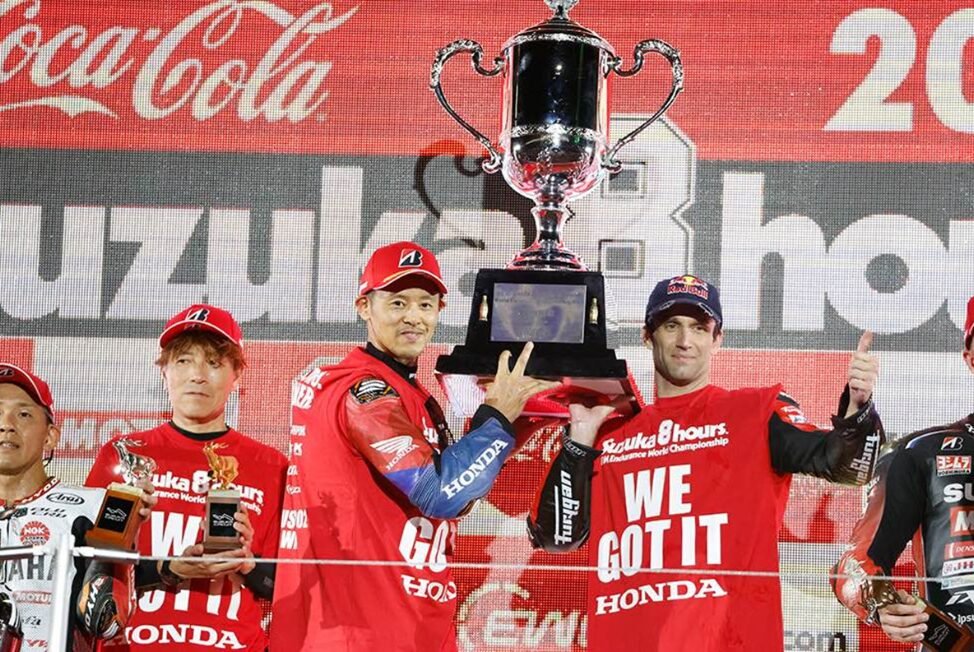 El equipo conformado por Takumi Takahashi y Johann Zarco